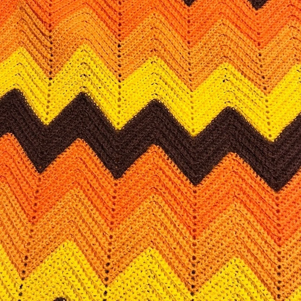 Handmade Zig Zag Crochet Afghan Blanket 70’s